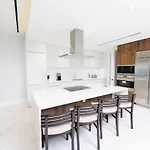 4 Bedroom Cable Beach Condo With Balcony